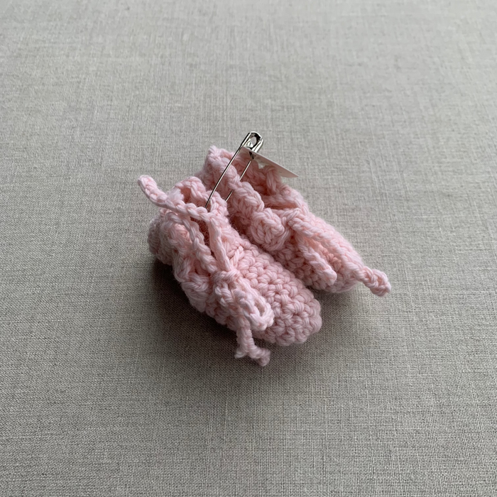 Knitted by Nana - Stella Tie Booties