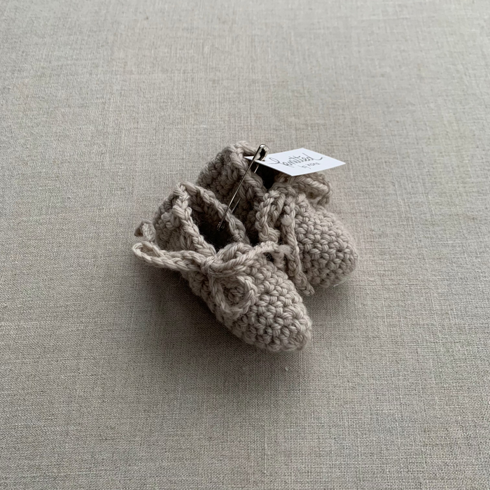 Knitted by Nana - Stella Tie Booties