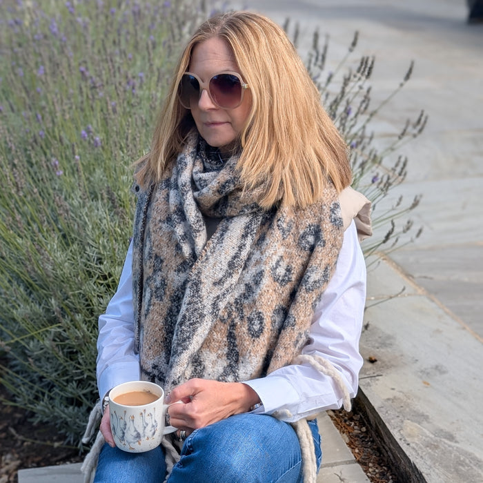 Alila - Extra Thick Animal Print Scarf (40x180cm) - Latte