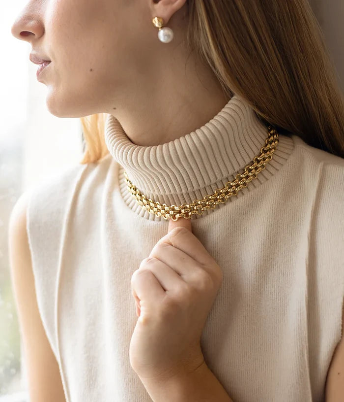Axelle Necklace