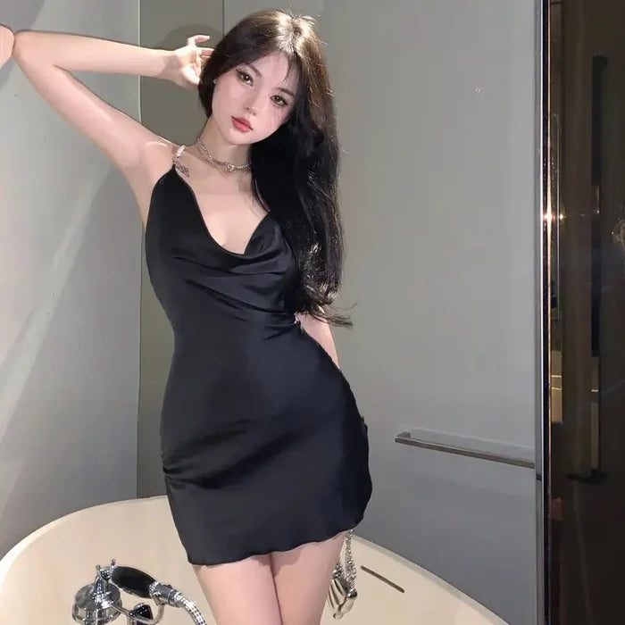 Black Backless Pearl Dress fashionnsio
