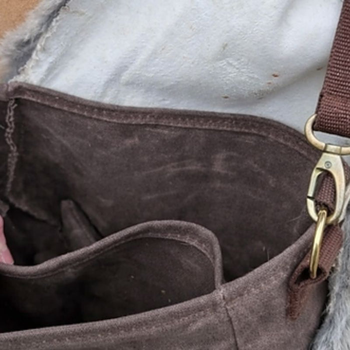 Campcraft Outdoors Grizzlies Satchel
