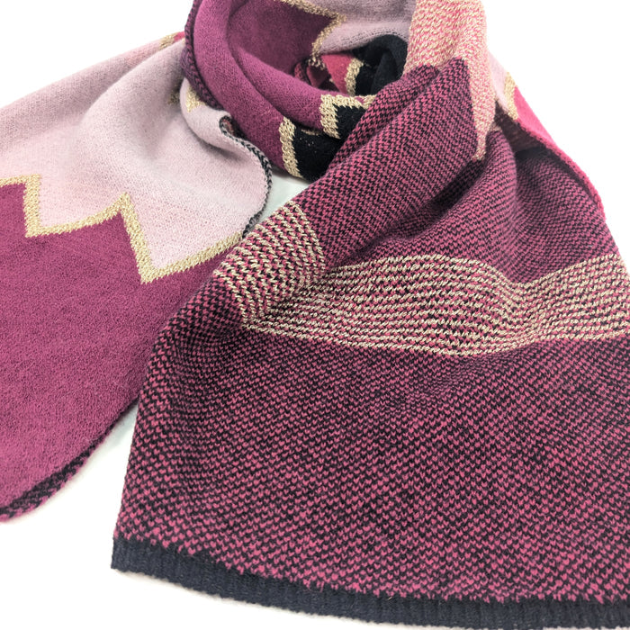 Candi - Knitted ZigZag Scarf (55x180cm) - Pinks