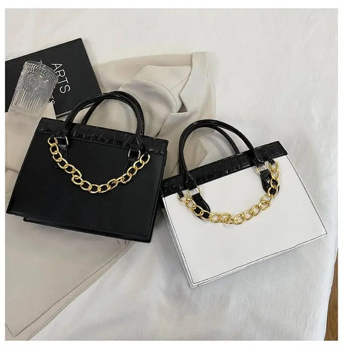 Chain Decor Tote Handbags fashionnsio