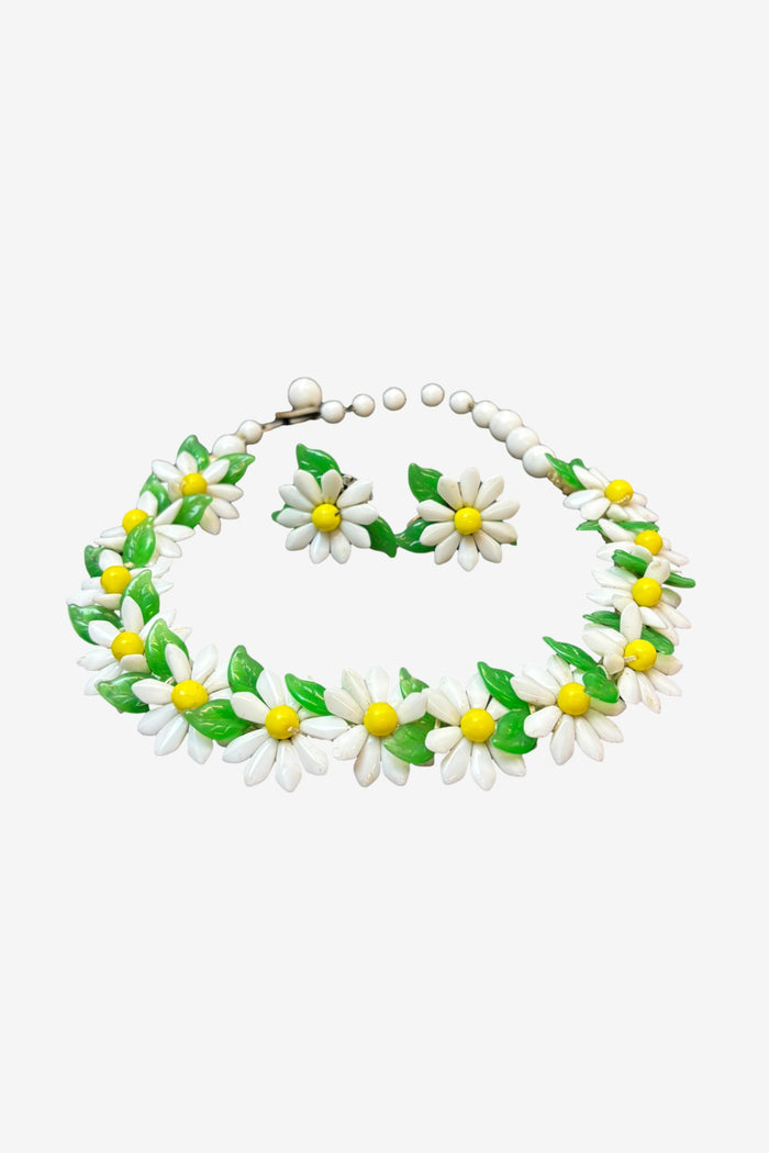 Daisy Necklace & Earring Set image 0