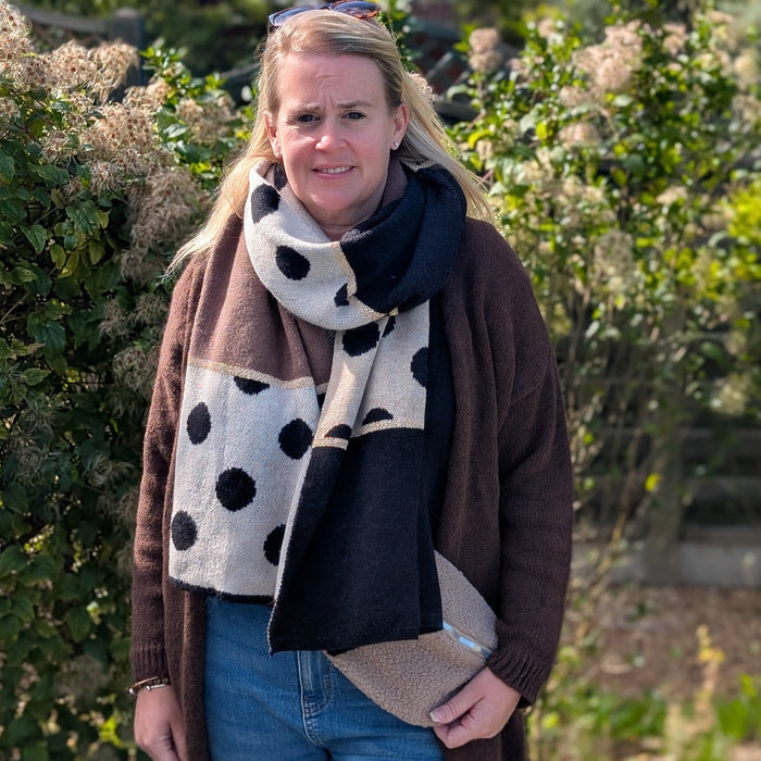Dasa - Knitted Spotty Scarf (55x180cm) - Coffees