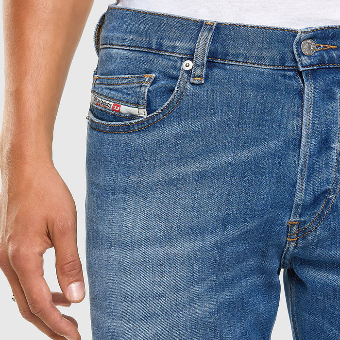 Diesel - D-Luster 009EK Slim Jeans in Light Blue - Nigel Clare