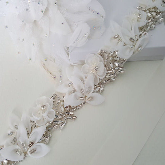 Gorgeous Beading Sash, White Handmade Flowers Sash,Elegant Girl Sash,Bridesmaids Sash, SA0012