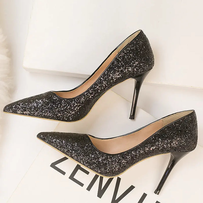 Black / 34