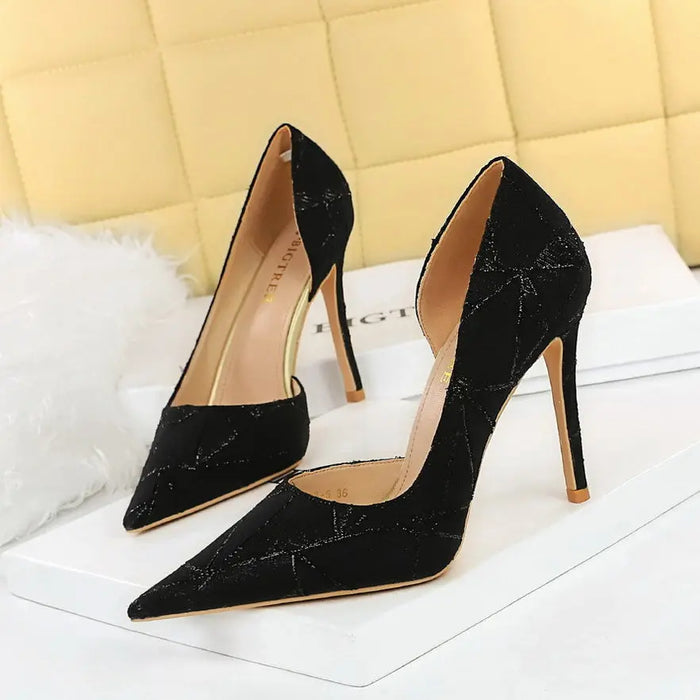 Graffiti Pointed Heels fashionnsio