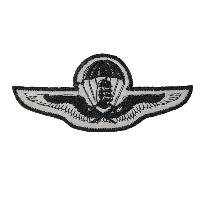 Hungarian Army Subdued Parachute Qualification Patch - Hungarian Army Surplus - Flags, Badges & Insignia