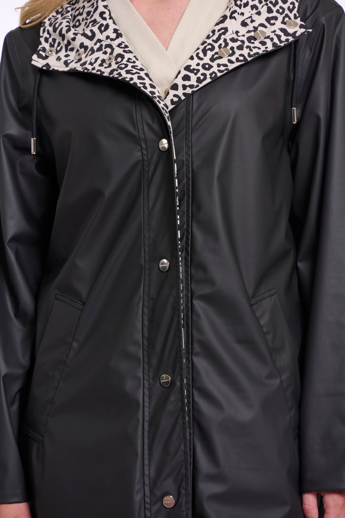 Ishana Reversible Raincoat Black and Black Leopard