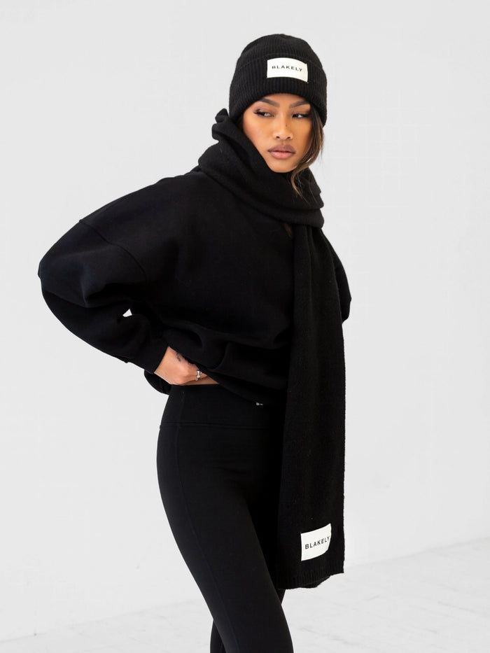 Label Knitted Beanie - Black