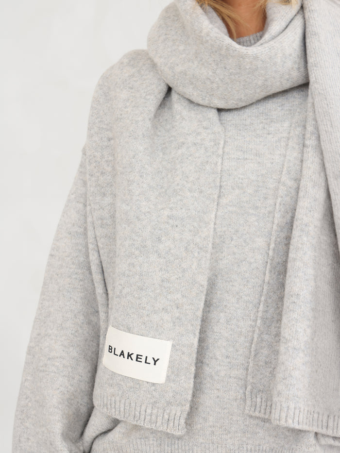 Label Knitted Scarf - Marl Grey