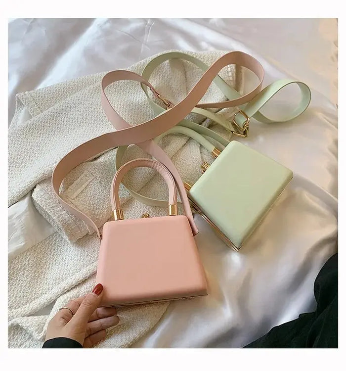 Mini Printed Landscape Handbags fashionnsio