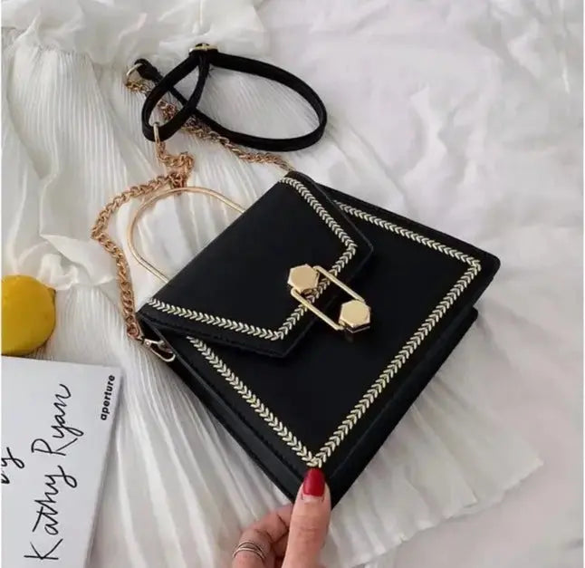 Leave Embroidered Clutch Handbags fashionnsio