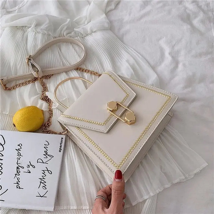 Leave Embroidered Clutch Handbags fashionnsio