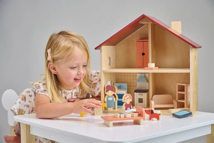 Mentari Poppets Dollhouse (with furniture)