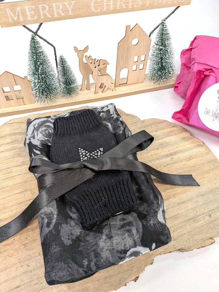 Monochrome Rose Gift Set – Scarf & Diamanté Star Fingerless Gloves