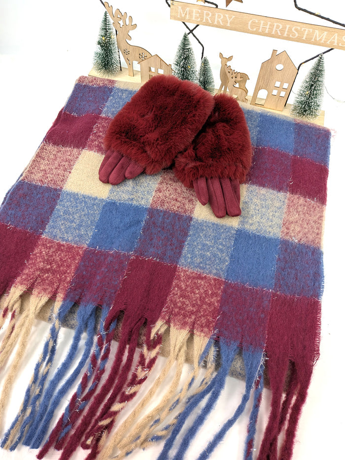 Mulberry Check Gift Set – Maroon Faux Fur Gloves & Oversized Scarf