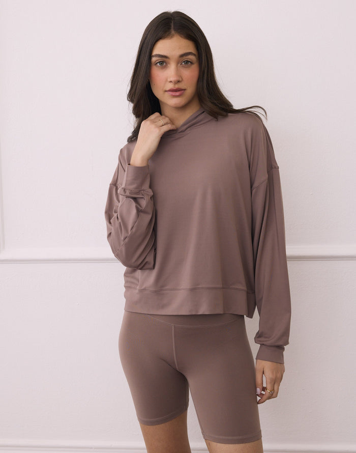 Relaxed Hoodie in Pebble