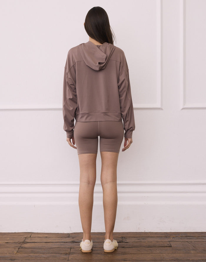 Relaxed Hoodie in Pebble