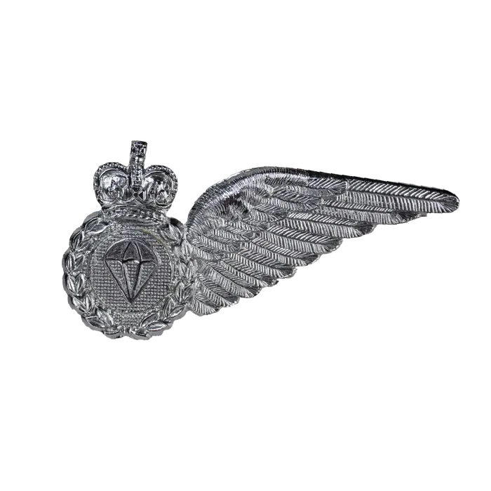 Royal New Zealand Air Force Parachute Instructor Badge - New Zealand Air Force Surplus - Flags, Badges & Insignia