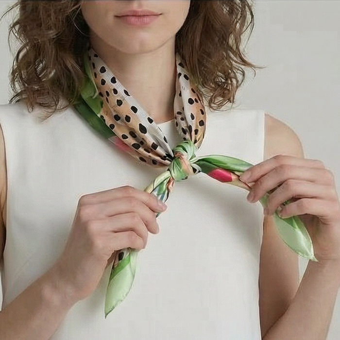 Tropical Leopard Square Silk Feel Scarf (70x70cm) - Green