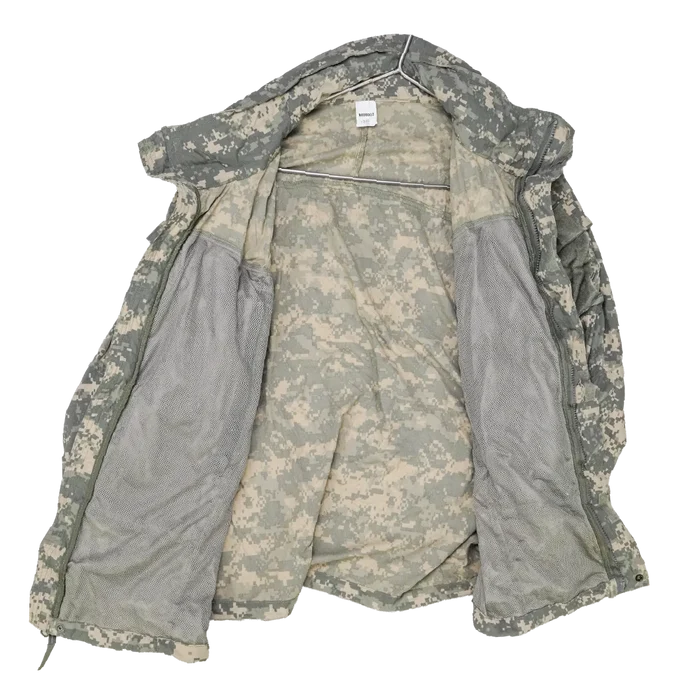 USGI UCP Softshell Jacket - Medium Regular - US Army Surplus - Softshell Jacket