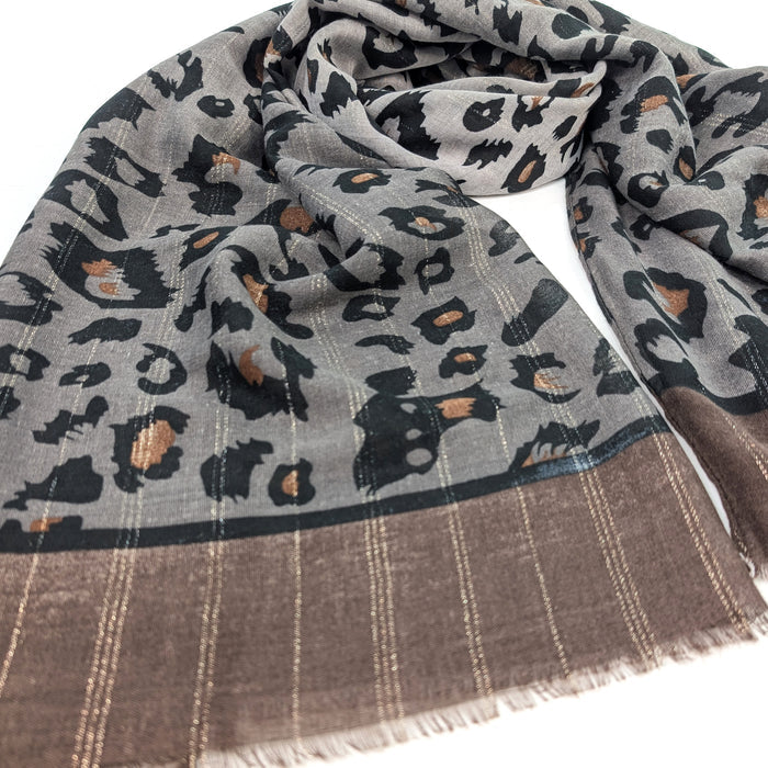 Wild Harmony Gift Set – Animal Print Scarf & Faux Fur Trim Fingerless Gloves