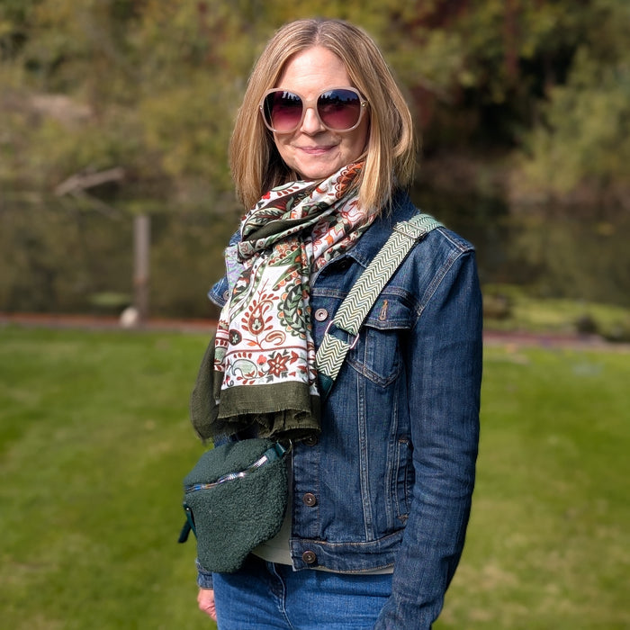 Winter Wanderer Gift Set – Green Paisley Scarf & Teddy Crossbody Bag